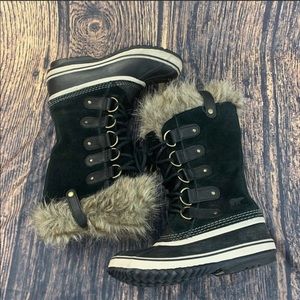 Sorel Joan Of Arctic Boots Size 8